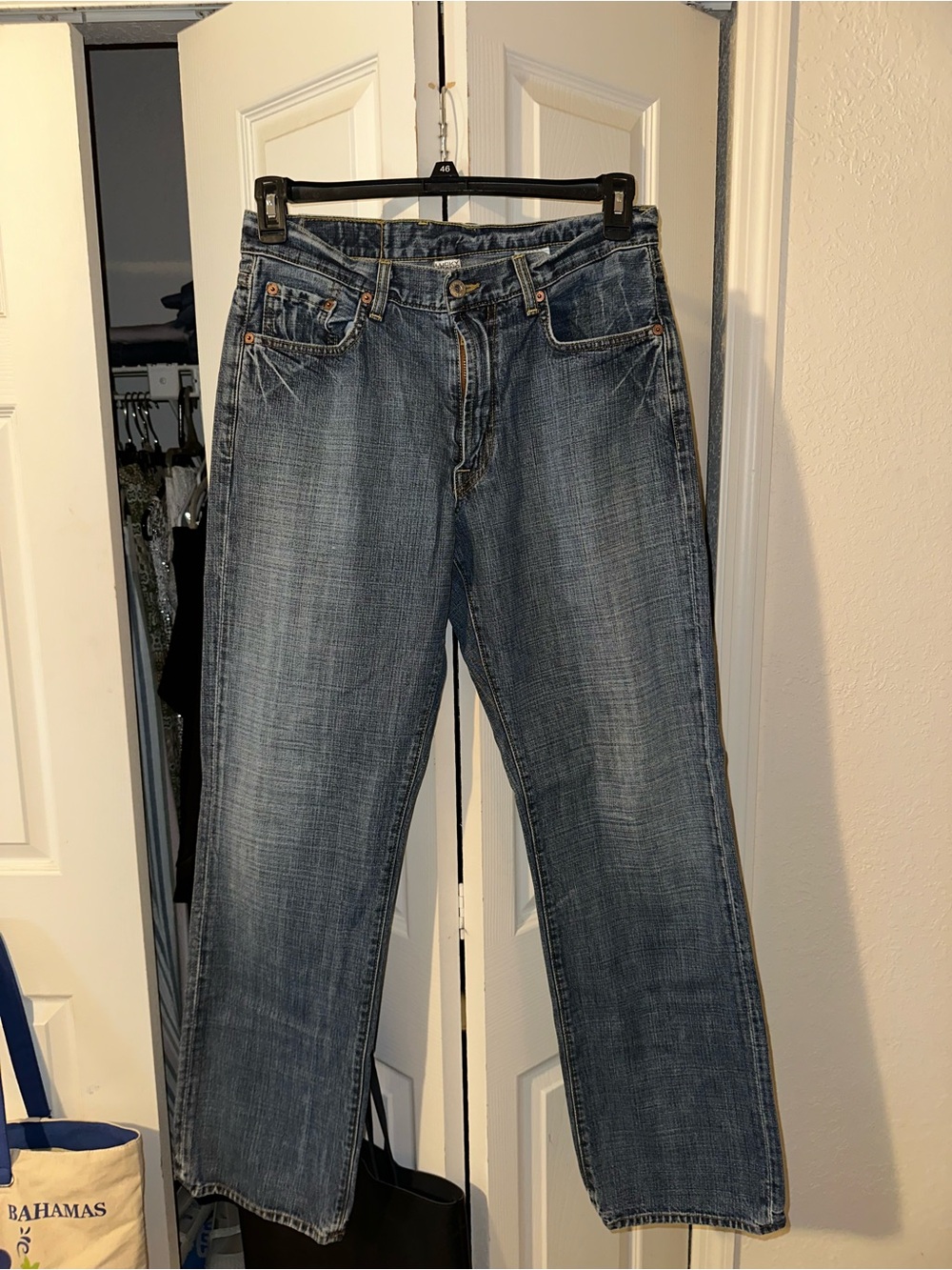 Lucky Brand Women's Boot Leg Jeans in Medium Wash Blue